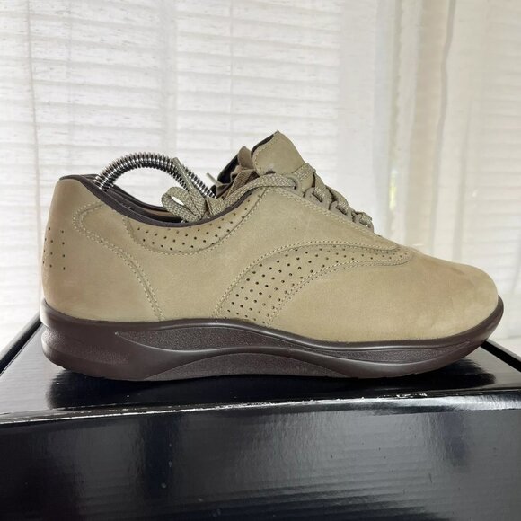 SAS Walk Easy Orthopedic Cofort Shoes Womens Size 9 N Tan Nubuck Oxford GUC - Picture 4 of 9